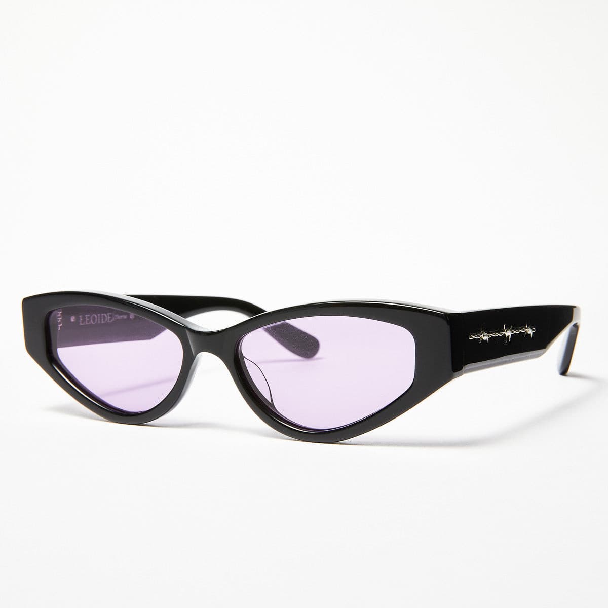 Black frame purple deals lens sunglasses
